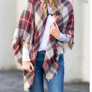 Women's Convertible Poncho, NWOT, OS, Red/Green Plaid